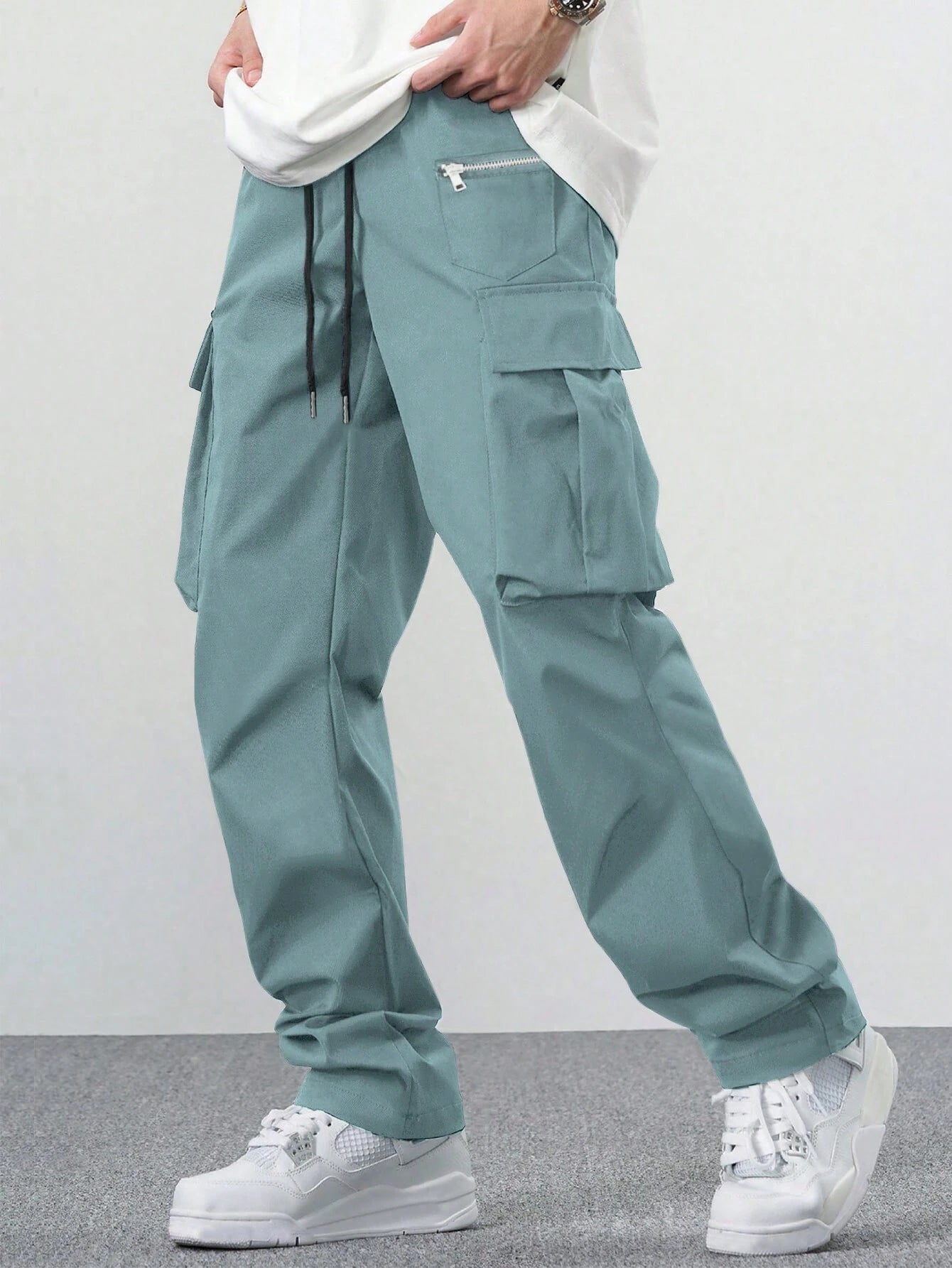 Manfinity EMRG Loose Men'S Cargo Pants with Drawstring Waist Baggy Long Plain Black Going Out