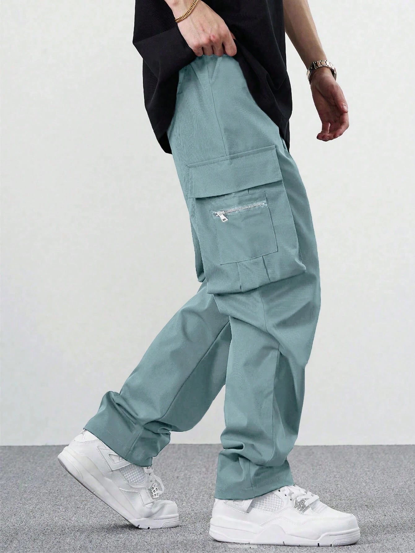 Manfinity EMRG Loose Men'S Cargo Pants with Drawstring Waist Baggy Long Plain Black Going Out